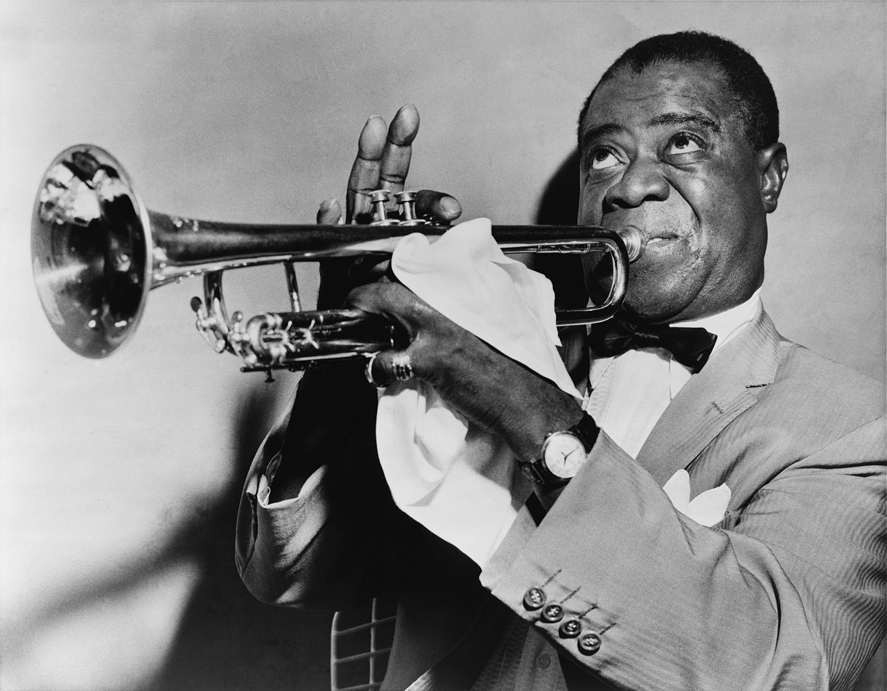 1280px-Louis_Armstrong_restored.jpg